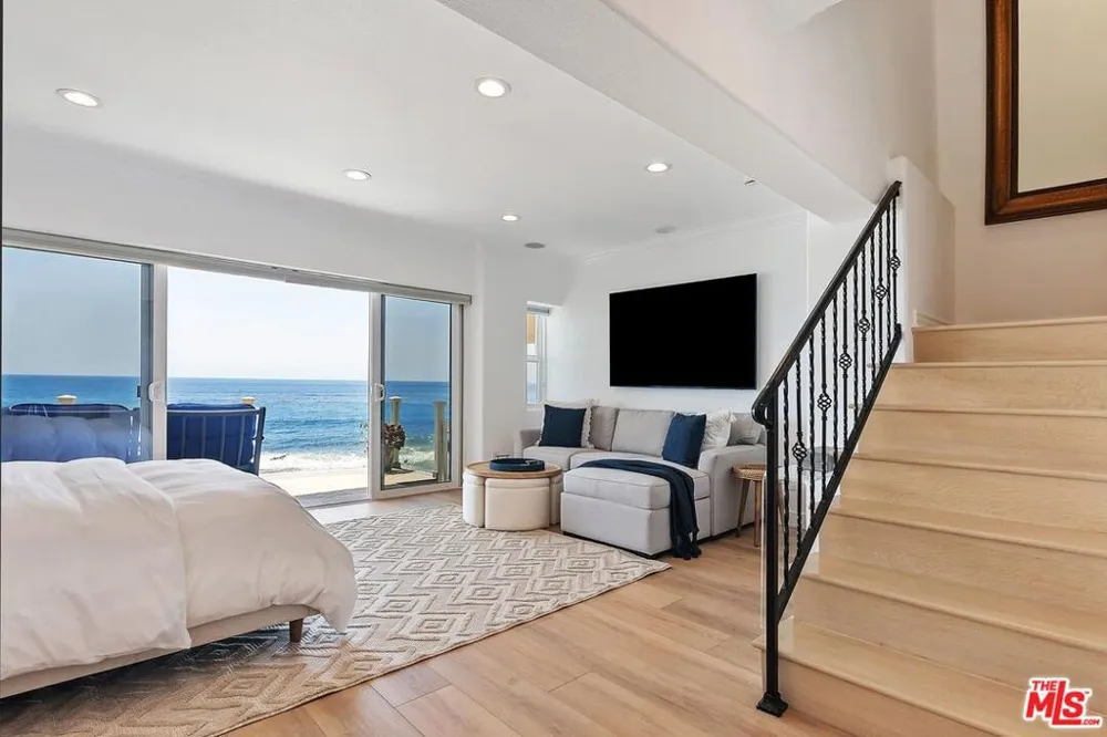 11874 Beach Club Way Malibu, CA 90265