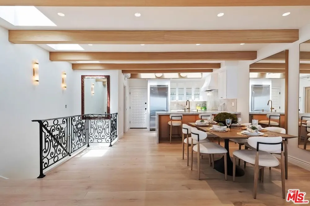 11874 Beach Club Way Malibu, CA 90265