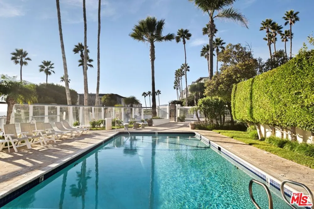 11874 Beach Club Way Malibu, CA 90265