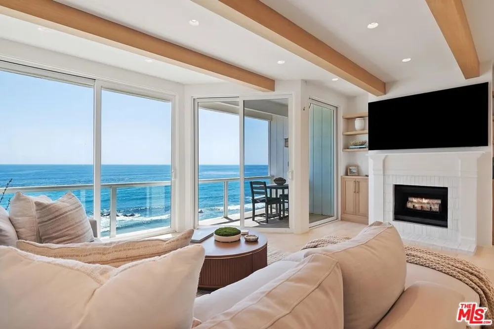11874 Beach Club Way Malibu, CA 90265
