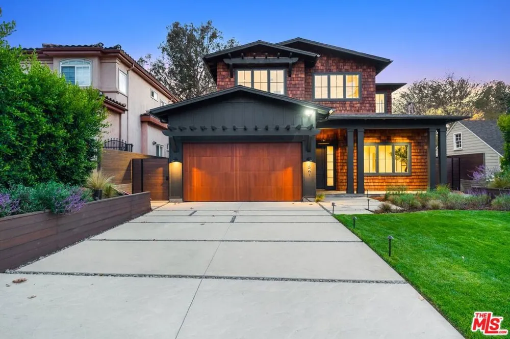 541 S Westgate Avenue Los Angeles, CA 90049