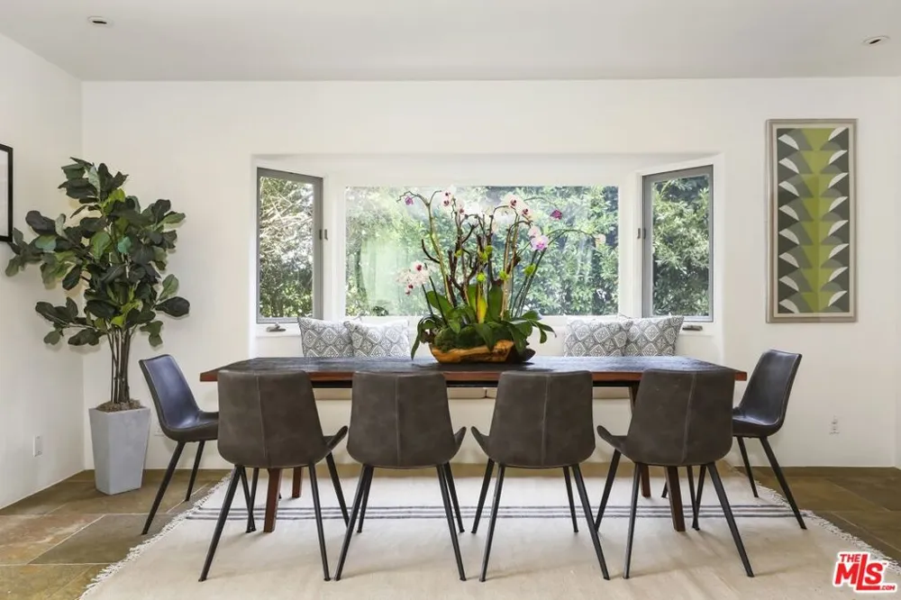 2154 Sunset Crest Drive Los Angeles, CA 90046