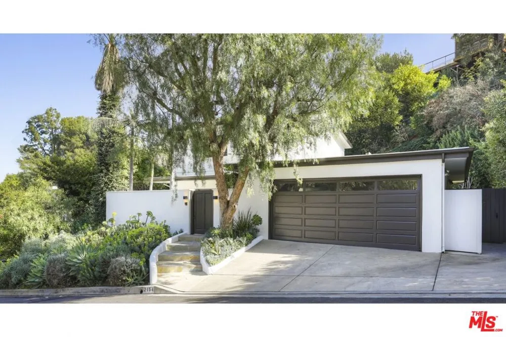 2154 Sunset Crest Drive Los Angeles, CA 90046