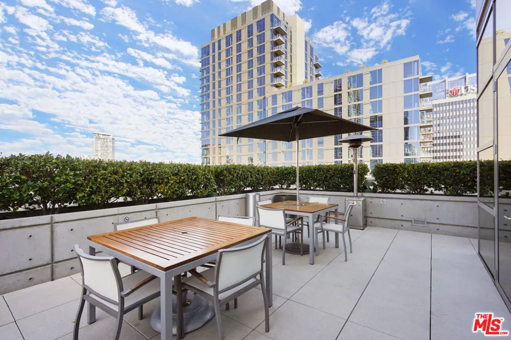 1155 S Grand Avenue #516 Los Angeles, CA 90015