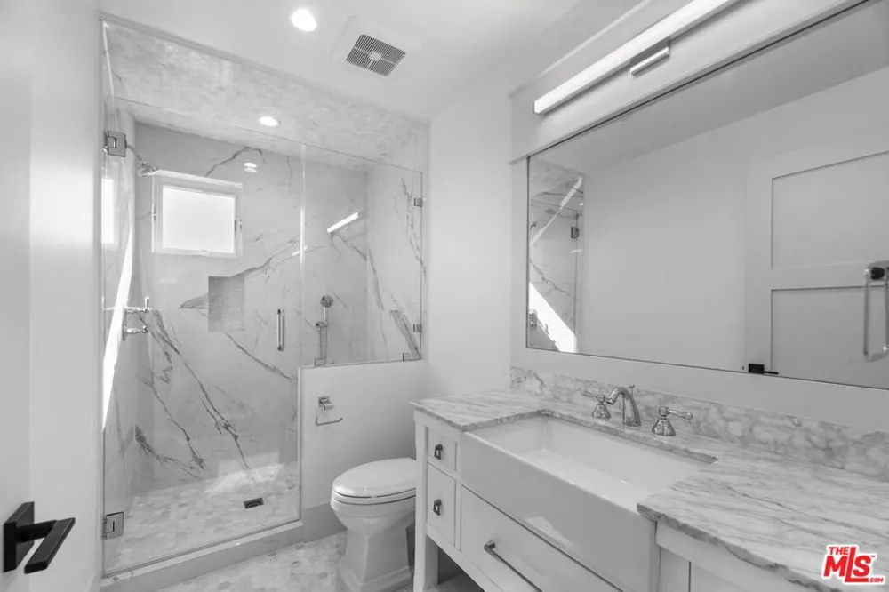 566 Ida Street Pacific Palisades, CA 90272
