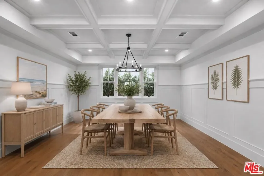 566 Ida Street Pacific Palisades, CA 90272