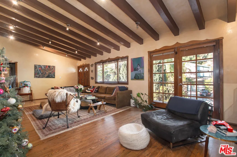 2430 Coldwater Canyon Drive Beverly Hills, CA 90210