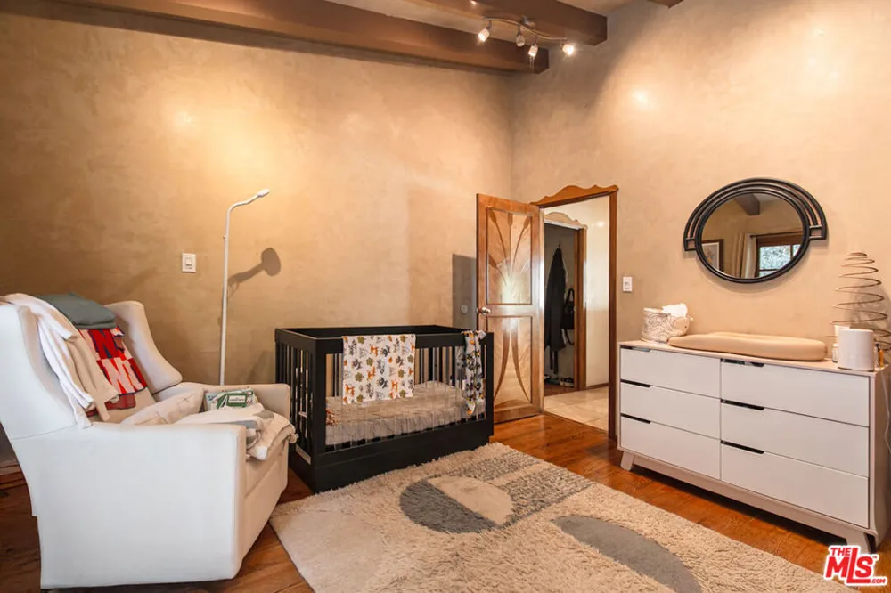 2430 Coldwater Canyon Drive Beverly Hills, CA 90210