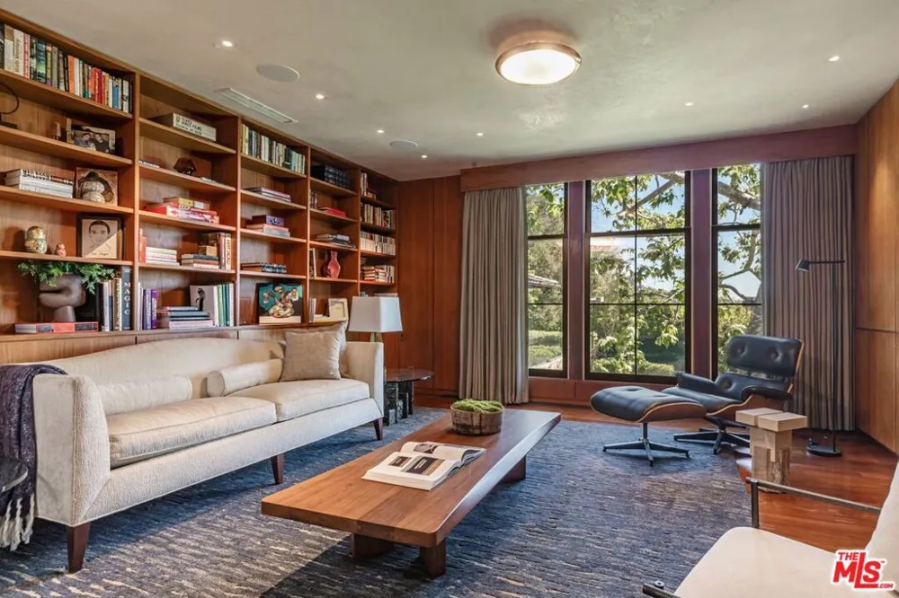 400 Toyopa Drive Pacific Palisades, CA 90272