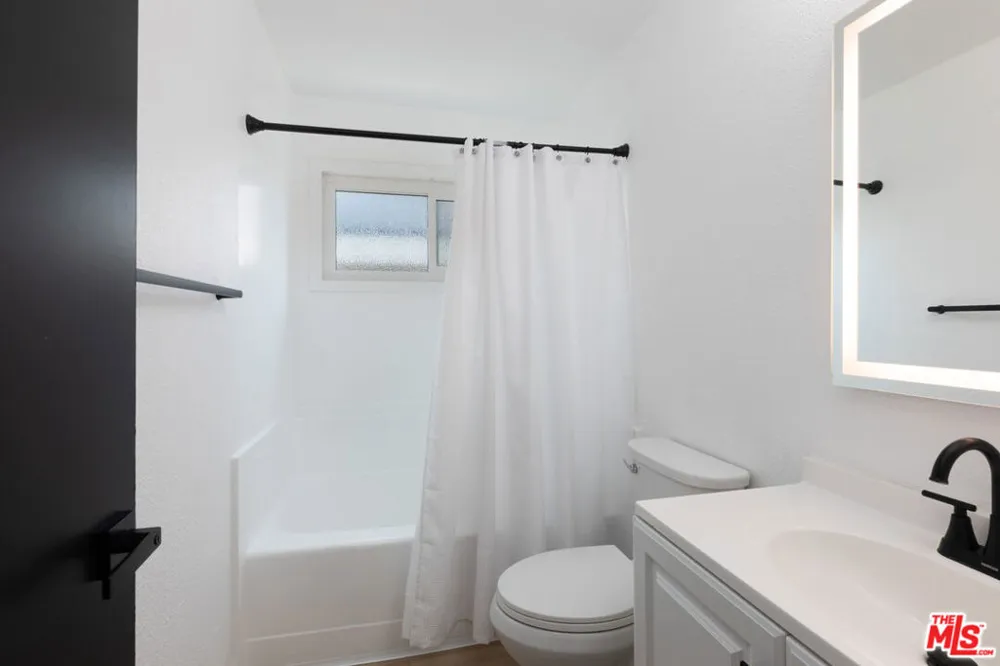 1879 E Abbottson Street Carson, CA 90746