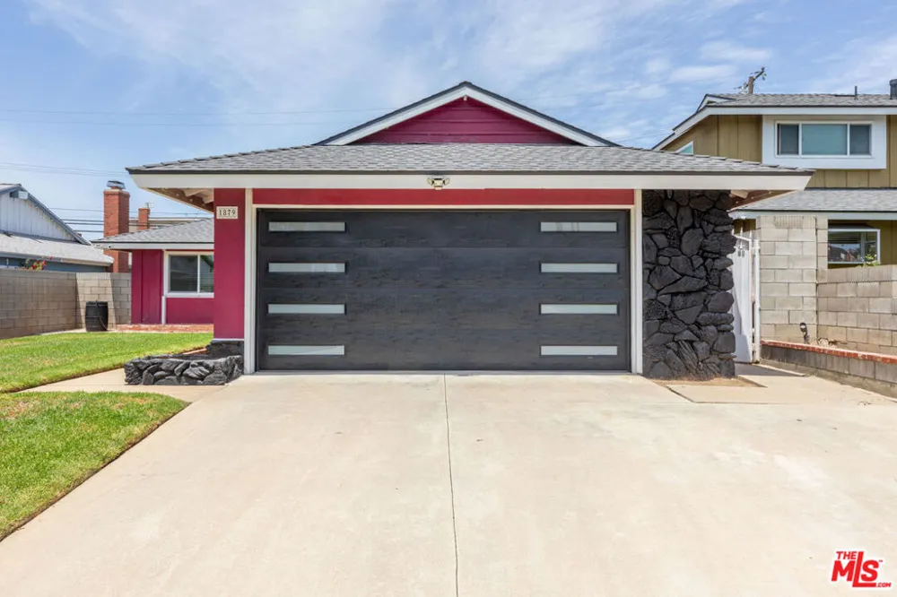 1879 E Abbottson Street Carson, CA 90746