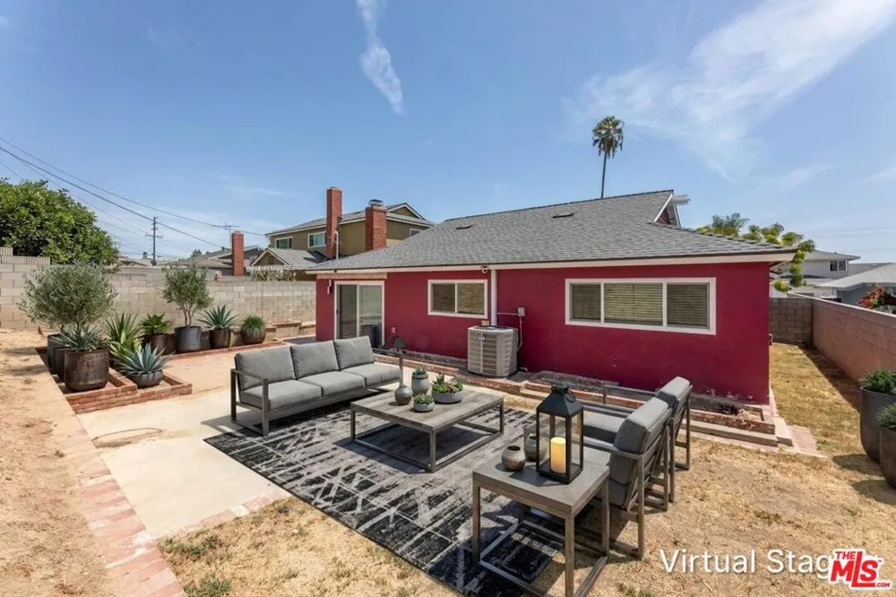 1879 E Abbottson Street Carson, CA 90746