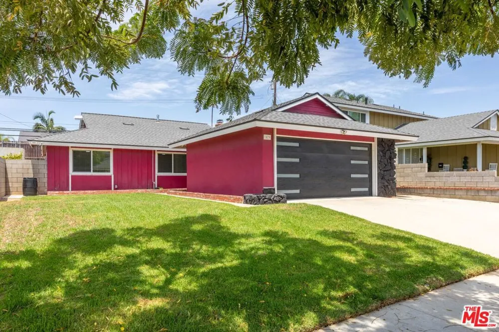 1879 E Abbottson Street Carson, CA 90746