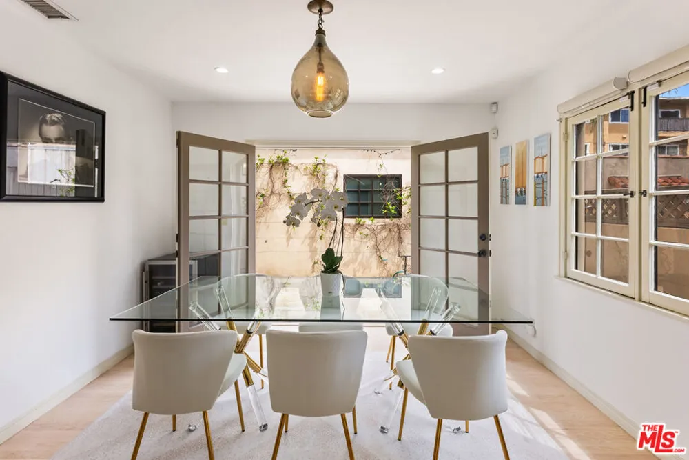 708 Westbourne Drive West Hollywood, CA 90069