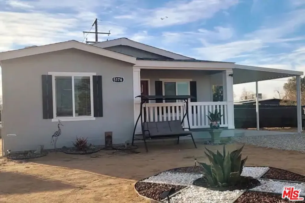 5176 Sunfair Road Joshua Tree, CA 92252