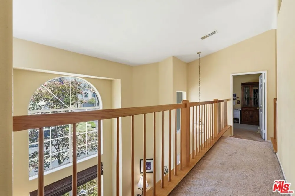 22112 Sun Ranch Court Chatsworth, CA 91311