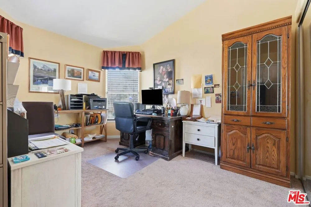 22112 Sun Ranch Court Chatsworth, CA 91311