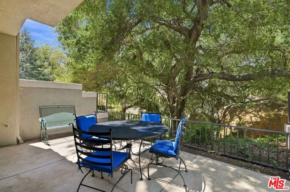 22112 Sun Ranch Court Chatsworth, CA 91311