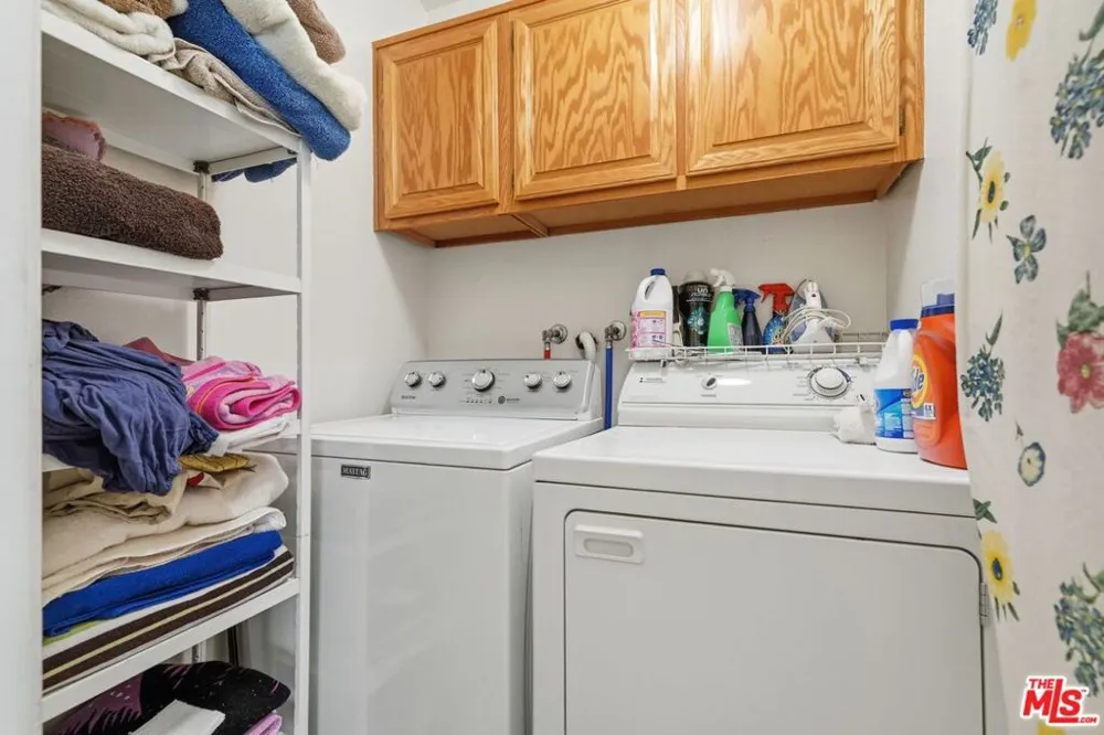 22112 Sun Ranch Court Chatsworth, CA 91311