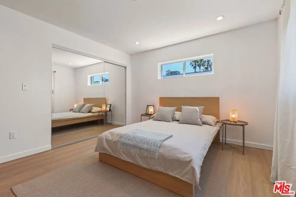621 Mariposa Avenue Los Angeles, CA 90004
