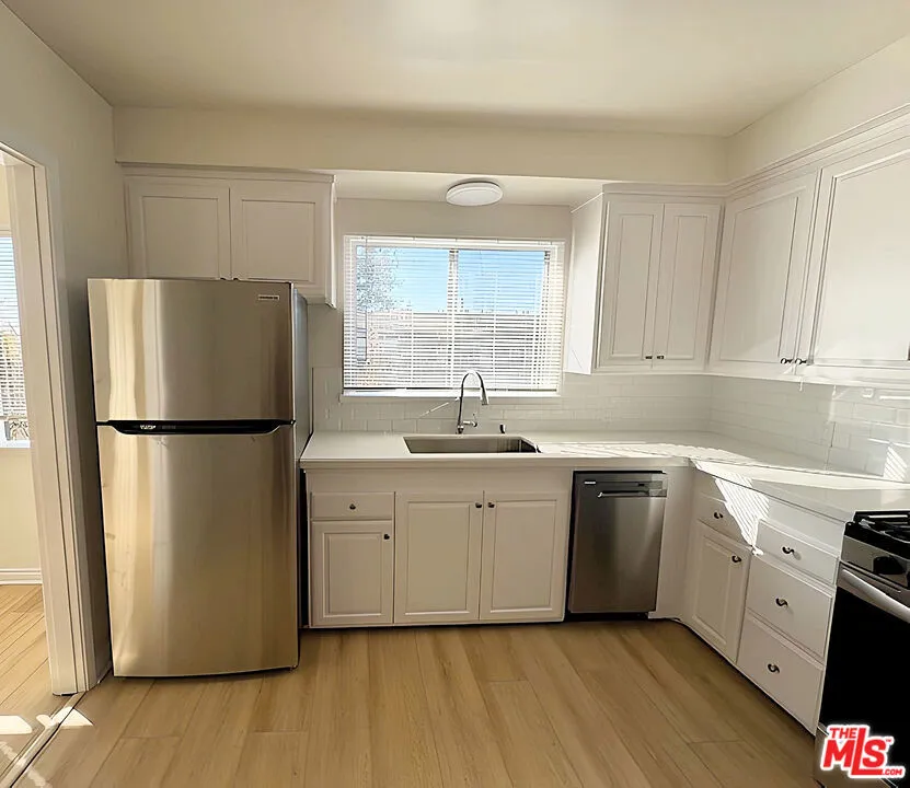 6406 Roble Avenue #10 Los Angeles, CA 90042