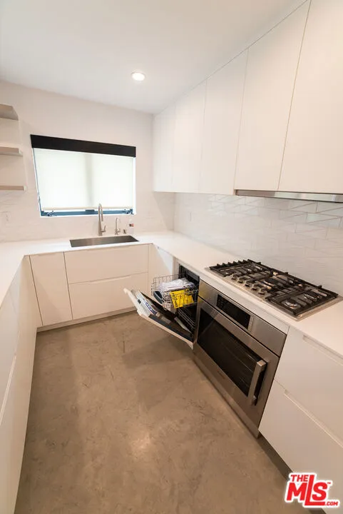 14 Brooks Avenue #9 Los Angeles, CA 90291