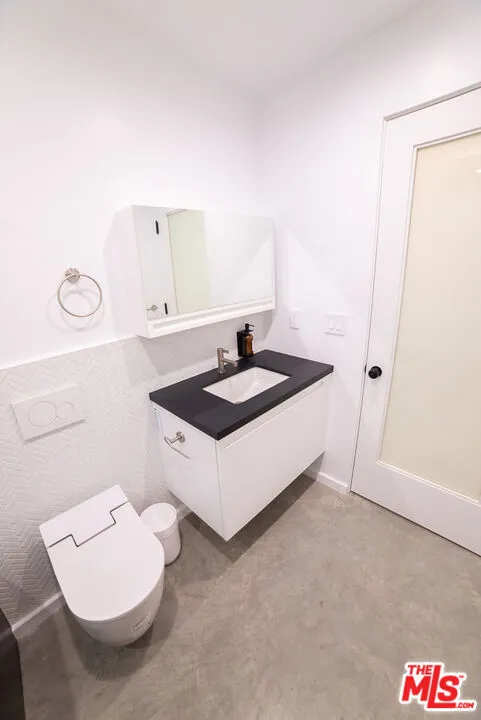 14 Brooks Avenue #9 Los Angeles, CA 90291
