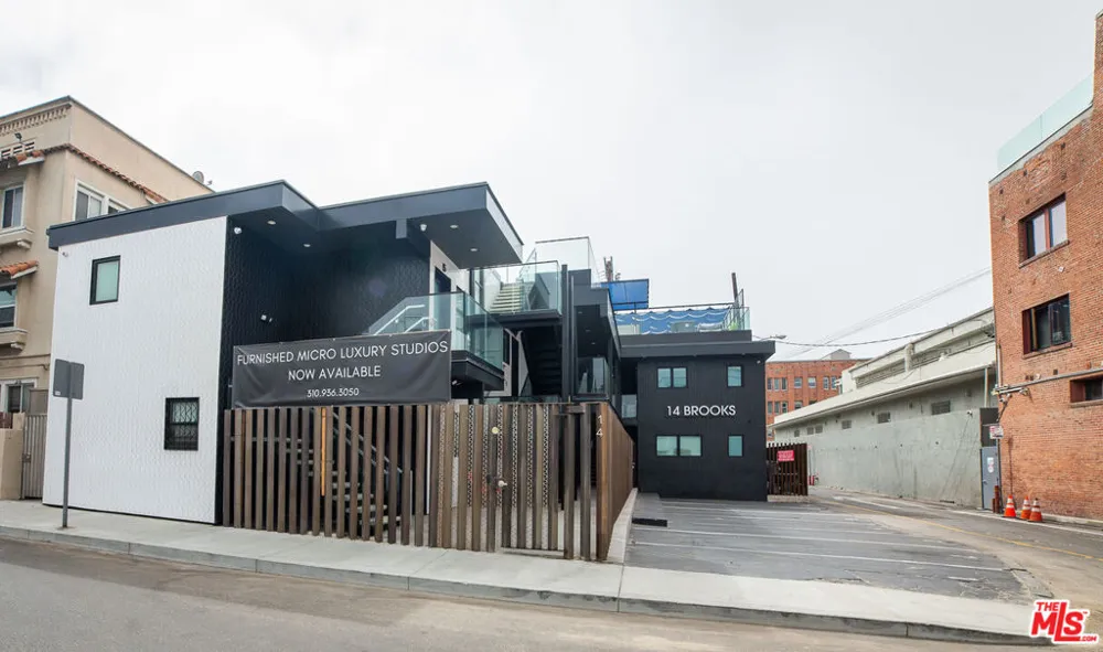 14 Brooks Avenue #9 Los Angeles, CA 90291