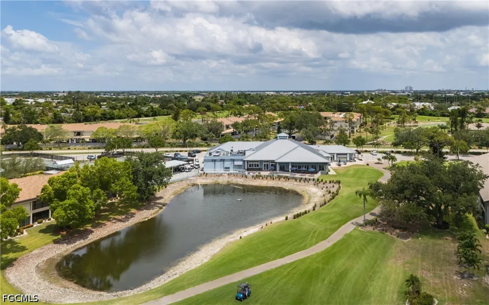 Trailwinds Drive #425 Fort Myers, FL 33907