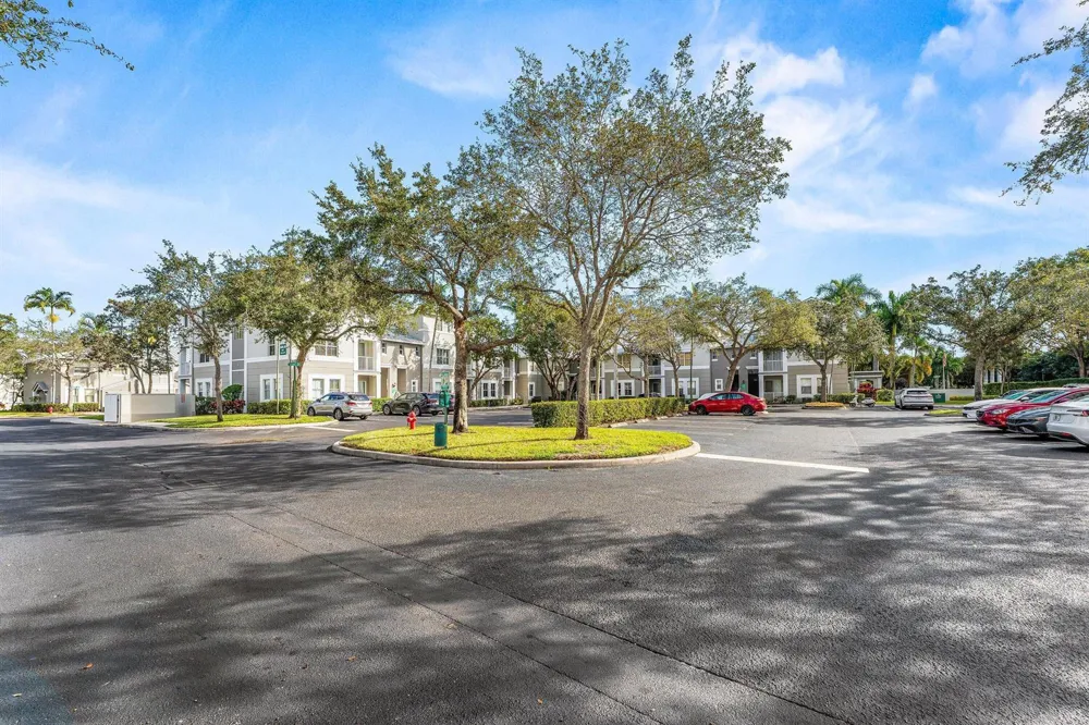 1012 Shoma Drive Royal Palm Beach, FL 33414