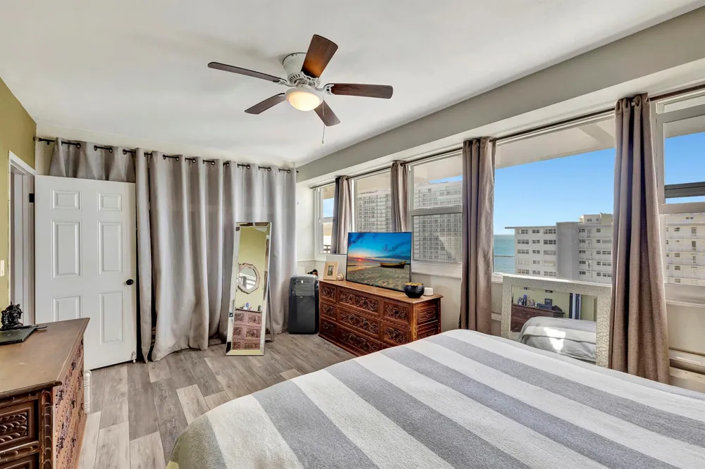 1900 S Ocean Drive #1702 Fort Lauderdale, FL 33316