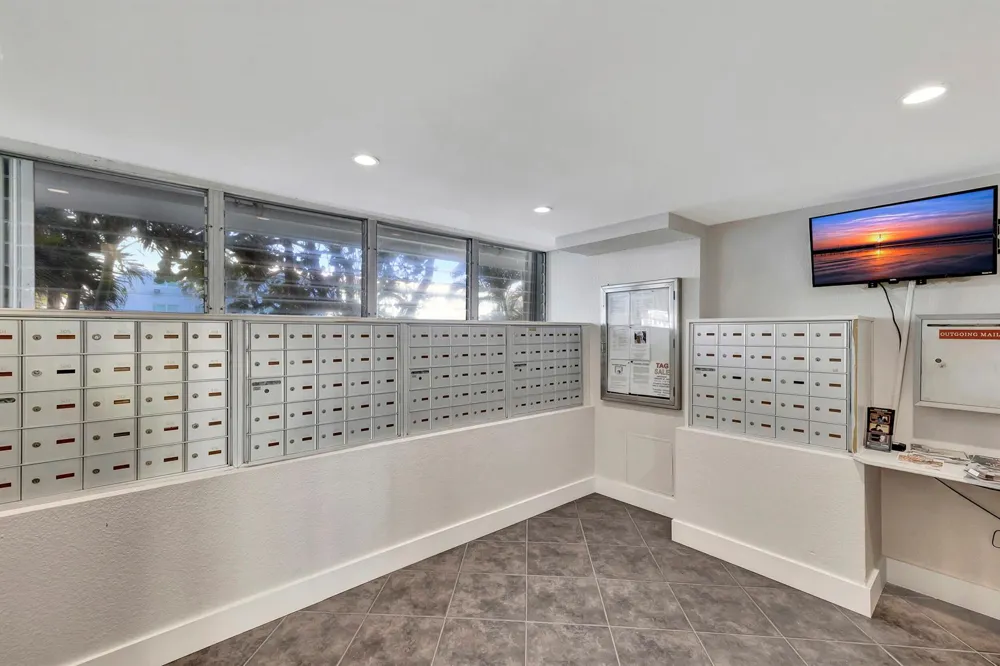 1900 S Ocean Drive #1702 Fort Lauderdale, FL 33316