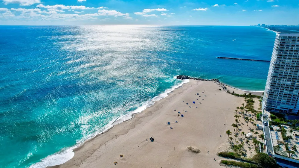 1900 S Ocean Drive #1702 Fort Lauderdale, FL 33316