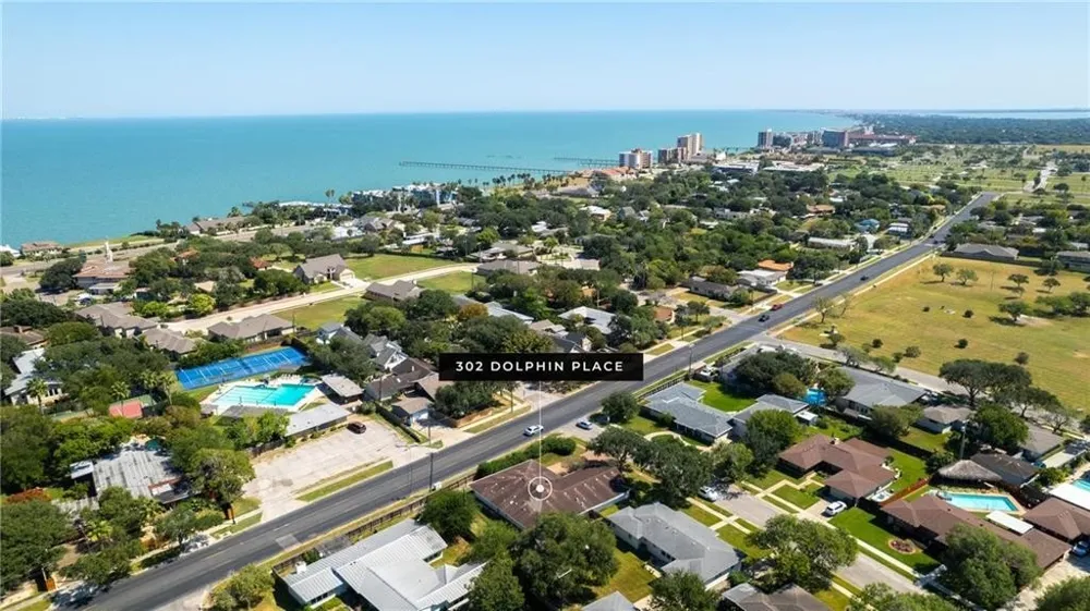 302 Dolphin Place Corpus Christi, TX 78411