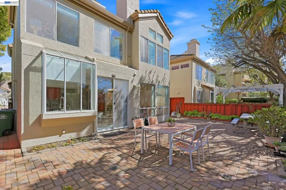 906 Vista Pointe Dr San Ramon, CA 94582