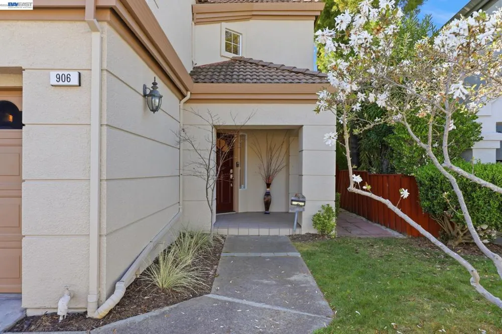 906 Vista Pointe Dr San Ramon, CA 94582