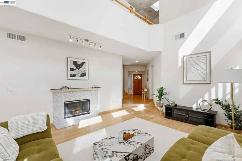 906 Vista Pointe Dr San Ramon, CA 94582