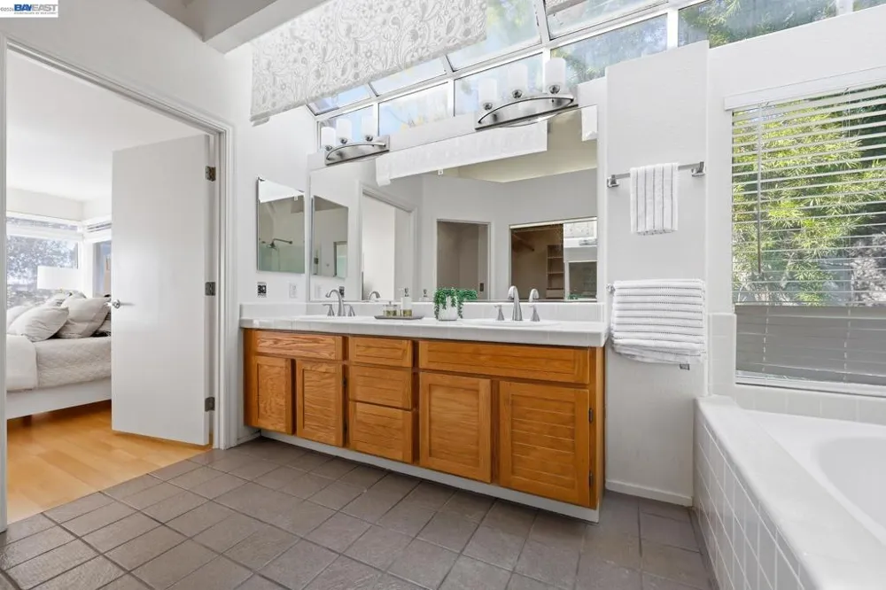 906 Vista Pointe Dr San Ramon, CA 94582