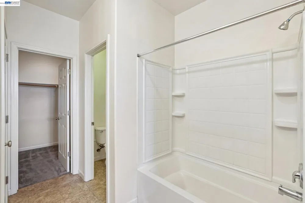 131 Burbank St Hayward, CA 94541