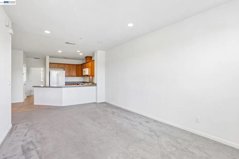 131 Burbank St Hayward, CA 94541