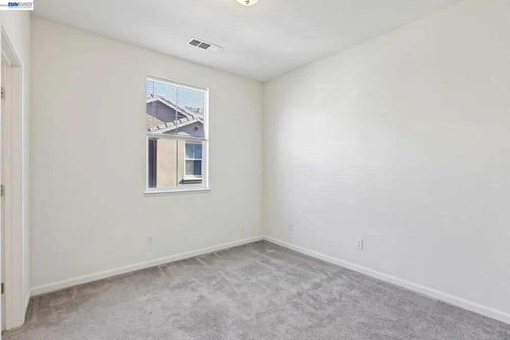 131 Burbank St Hayward, CA 94541