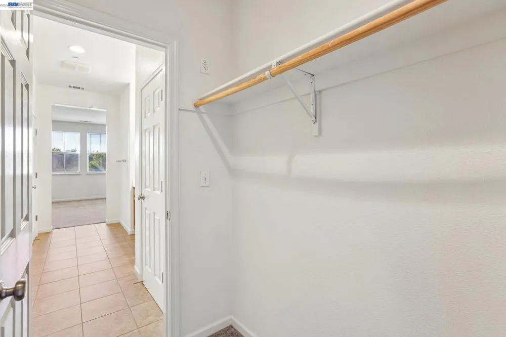 131 Burbank St Hayward, CA 94541