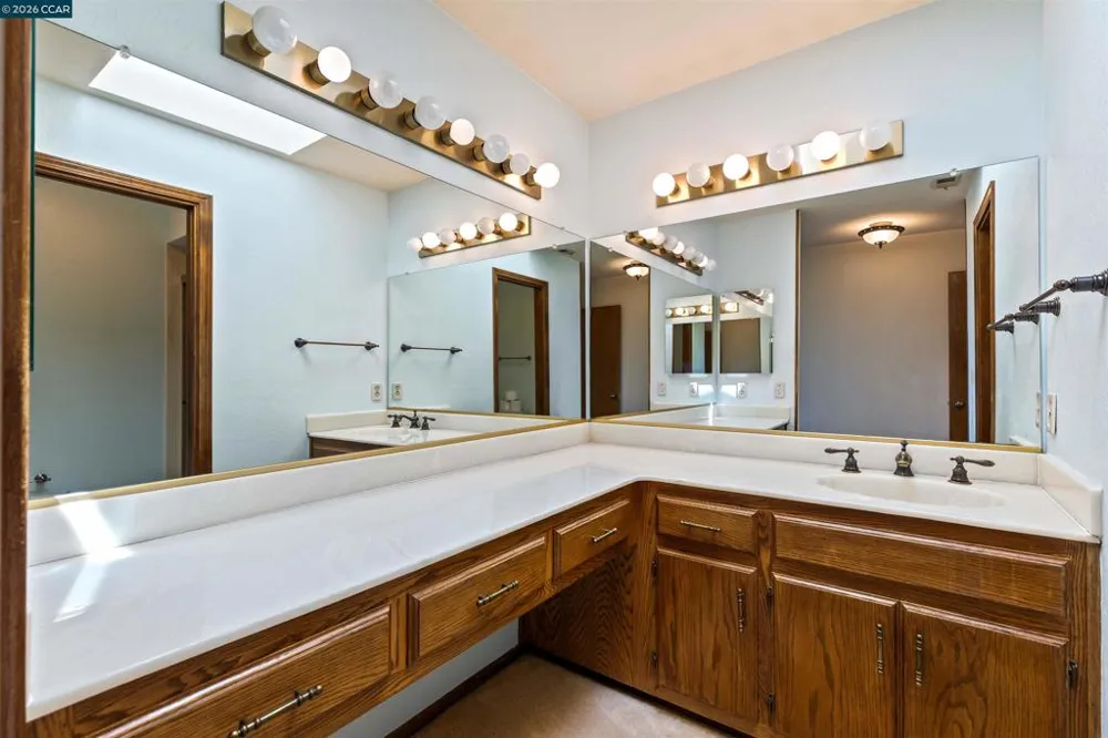1085 Camino Verde Cir Walnut Creek, CA 94597