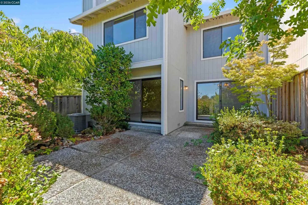 1085 Camino Verde Cir Walnut Creek, CA 94597