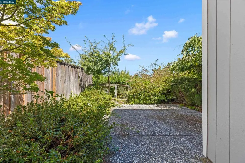 1085 Camino Verde Cir Walnut Creek, CA 94597