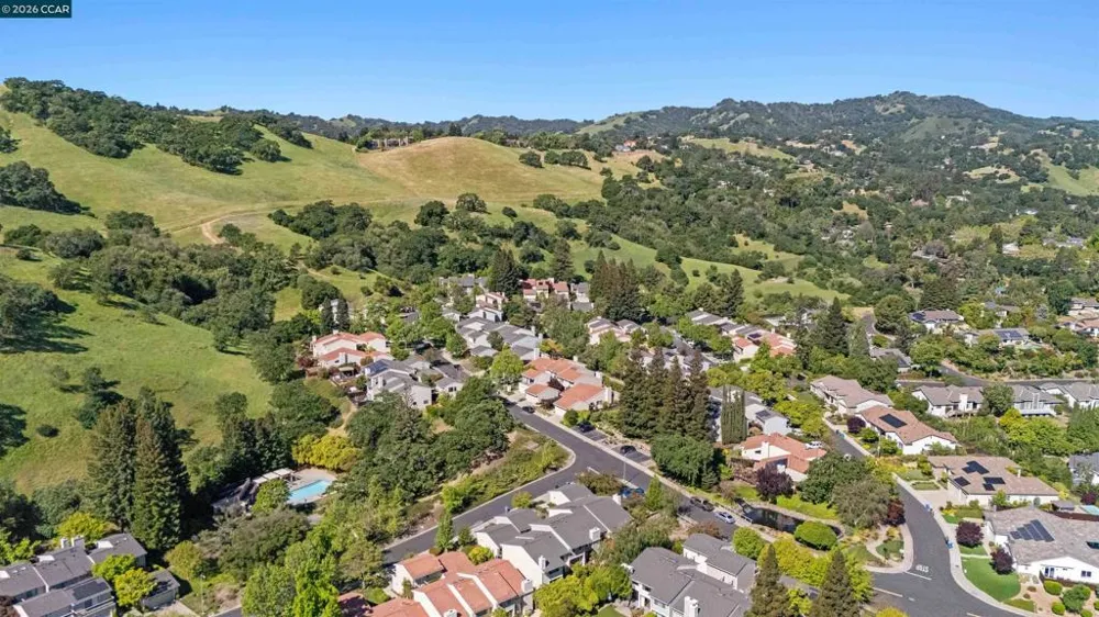 1085 Camino Verde Cir Walnut Creek, CA 94597