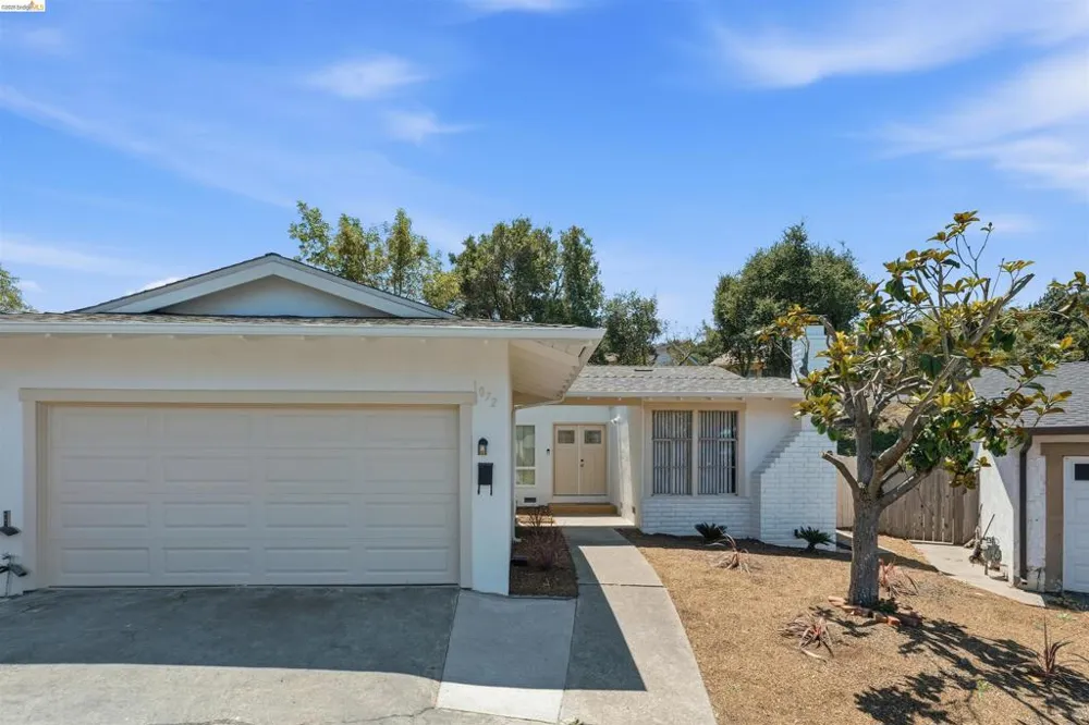 1072 View Dr Richmond, CA 94803