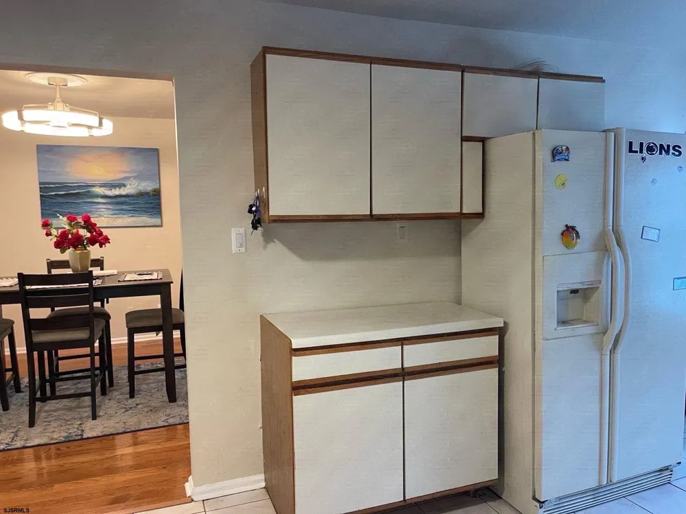 6191 Robin Dr Mays Landing, NJ 08330
