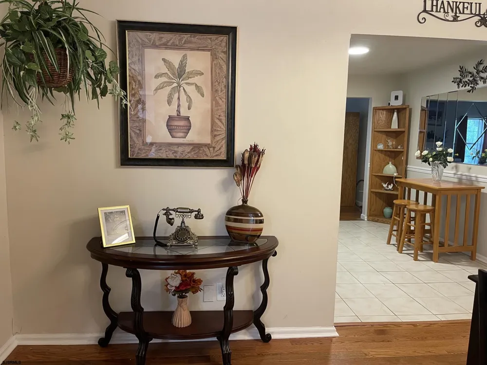 6191 Robin Dr Mays Landing, NJ 08330