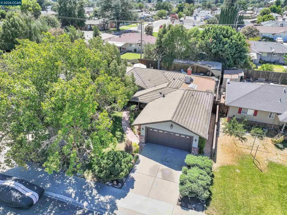 513 Gerard Dr Lodi, CA 95242